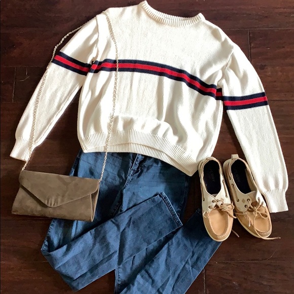 🦄 4/$40 Basic Brandy Melville Striped Sweater - Picture 1 of 6